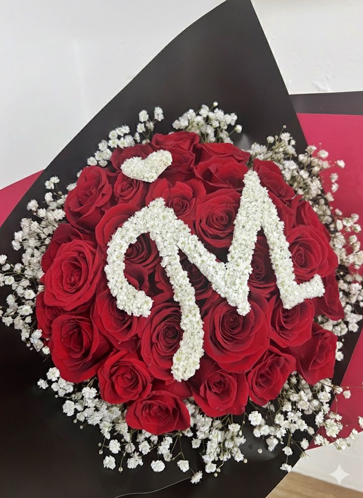 30 Red Roses Bouquet with Personalized Letter